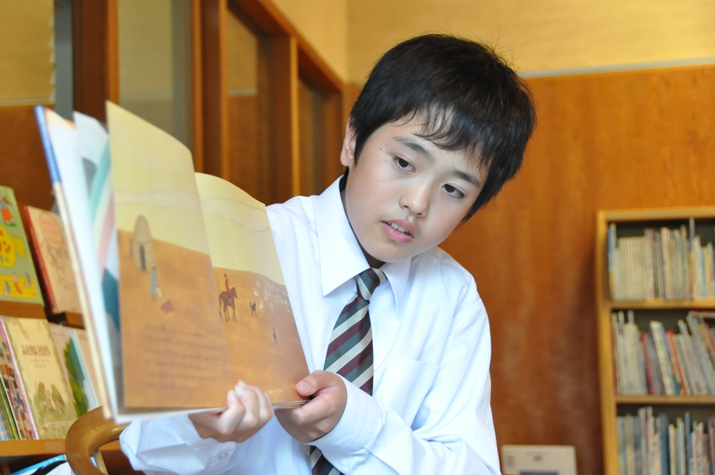 松川中学生読み聞かせ