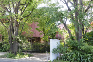 ちひろ美術館・東京　外観