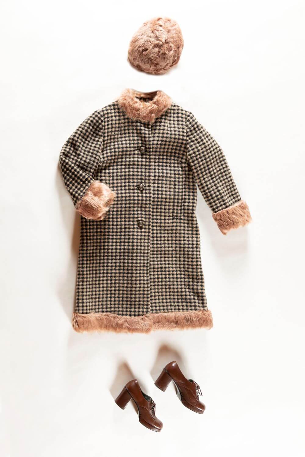 ちひろ　ルネのコート 撮影：大塚愛