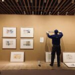 展示替えのようす